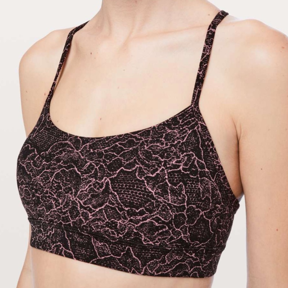 **LAST CHANCE** Lululemon Flow Y Bra Nulu